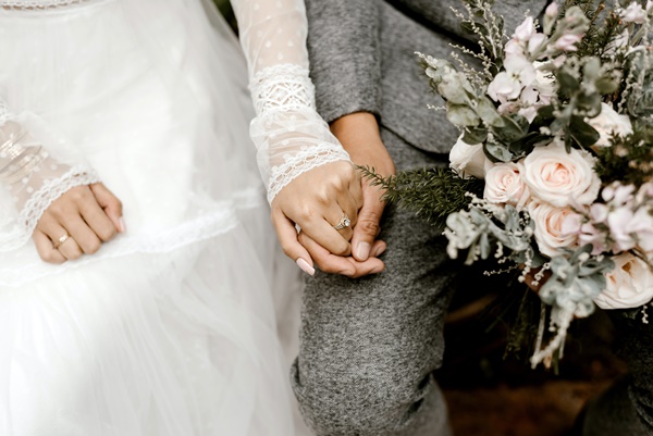 แหวนเพชรแต่งงาน กับการถ่ายพรีเวดดิ้ง