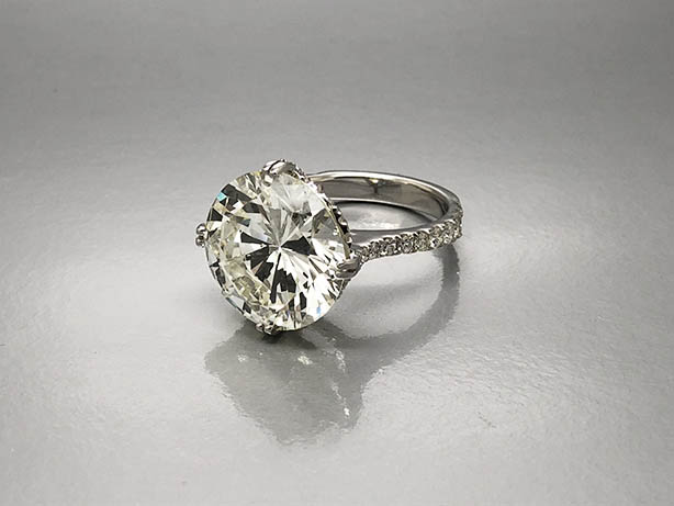 a 3 carat diamond ring
